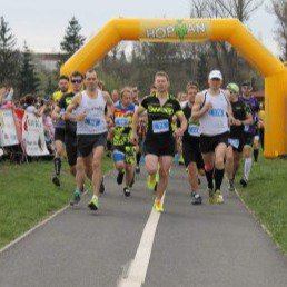 Žatecký půlmaraton - Žatecký půlmaraton + 10km 2017, 5.km (2.část)