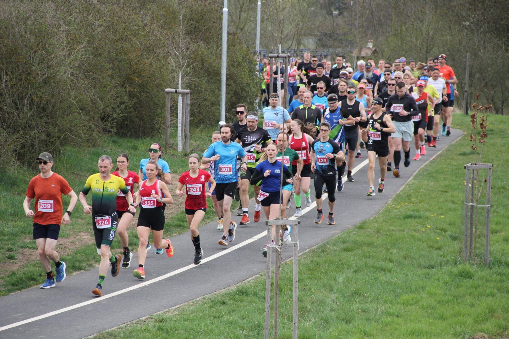 Žatecký půlmaraton a desítka 2025 - fotky a výsledky